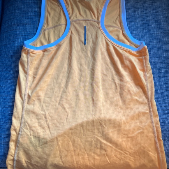 Nike tank dri-fit women small - Picture 2 of 4